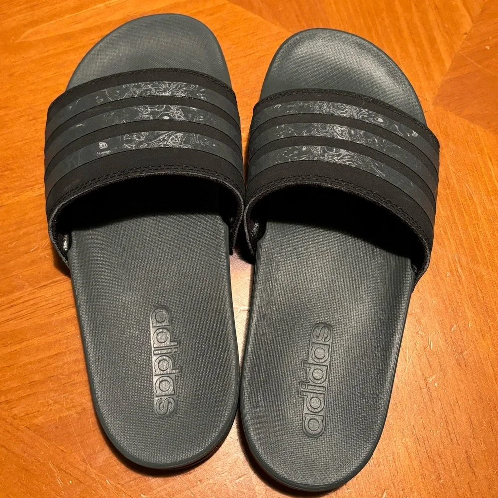 Adidas Adilette Comfort Slides - Picture 5 of 16